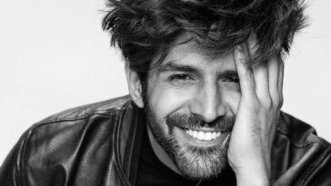 Stunning Kartik Aryan