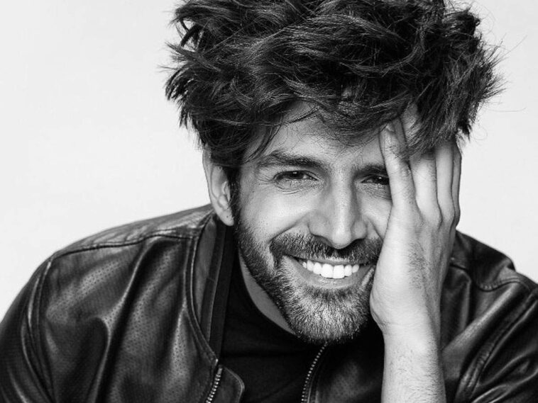 Stunning Kartik Aryan