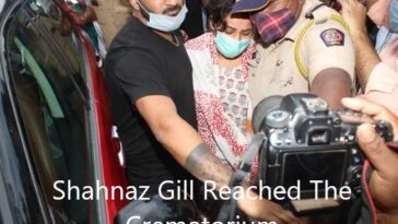 Shahnaz-Gill-reached-the-crematorium