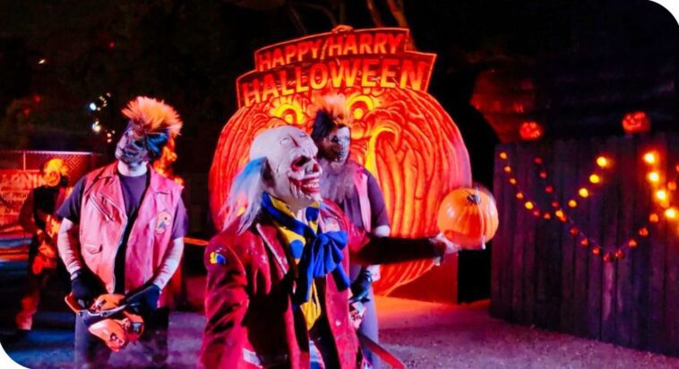 Terror Tram 2022's Halloween Horror Nights