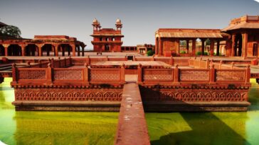 5 Reasons Why You Should Visit Akbar's Mughal Capital, Fatehpur Sikri