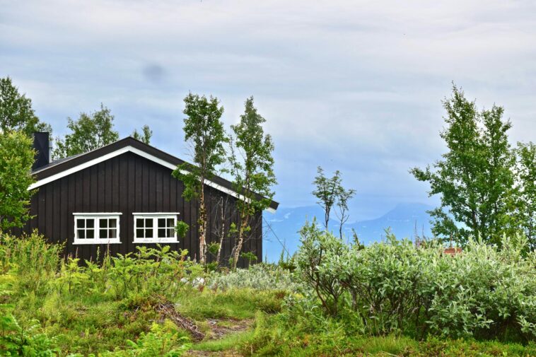 mountain weekend cabin getaway