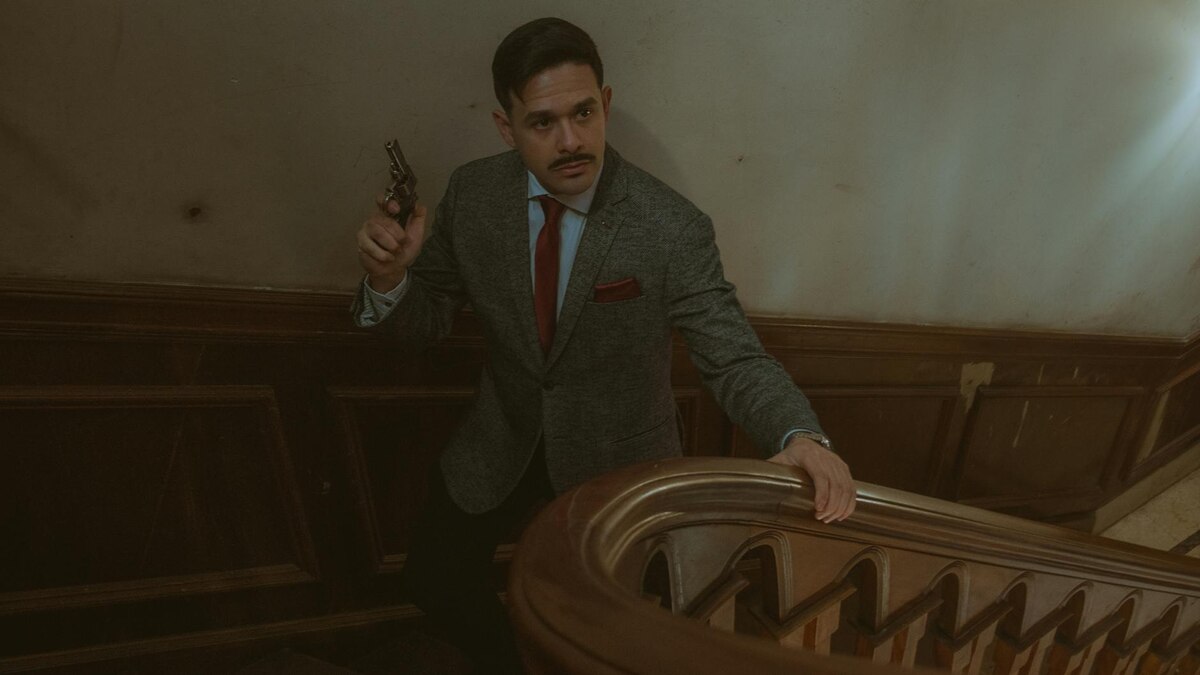 Chris Evans AND Dafne Keen?! We're Not Worthy!