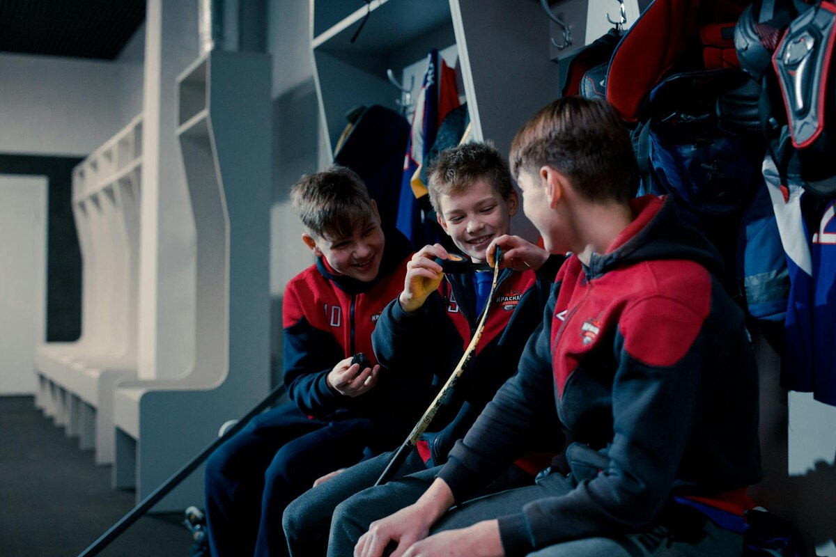 Talk To Strangers (The Good Kind, Obvs)!