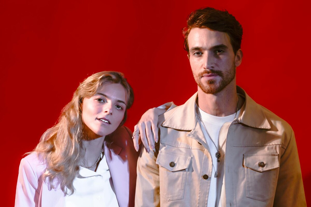 His Most Public Relationship: Juliet Landau