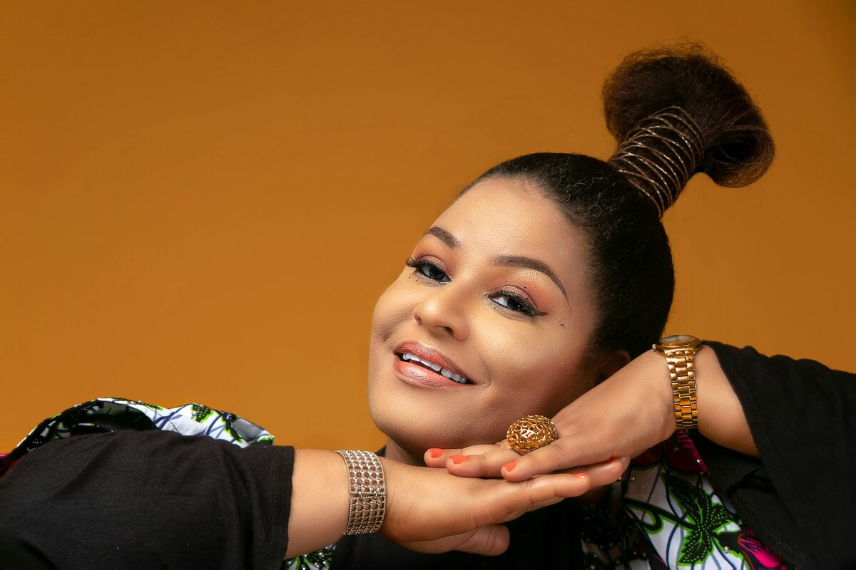 That Signature Queen Latifah Swagger