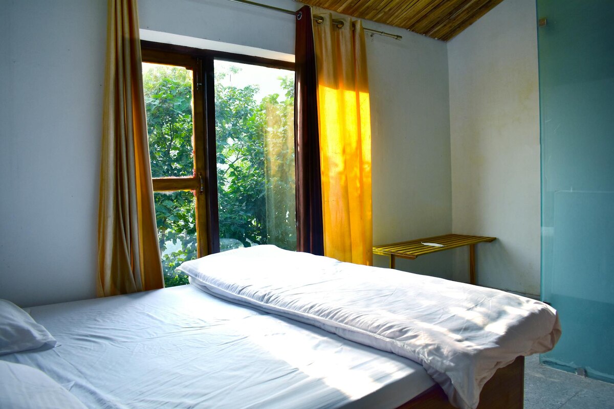 Ram Rajari in 'Goliyon Ki Raasleela Ram-Leela' (2013) — The Intense Lover Boy